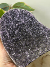 Load image into Gallery viewer, Black Amethyst Cut Base #222
