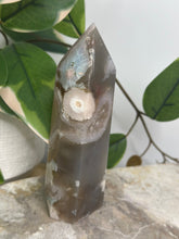 Load image into Gallery viewer, Green Flower Agate Tower
