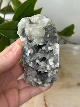 Load image into Gallery viewer, Glassy Green/Black Apophyllite~Peach Stillbite~Blue/Black/Green Chalcedony Cluster #80
