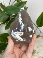 Load image into Gallery viewer, Orca Agate Flame
