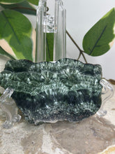 Load image into Gallery viewer, Seraphinite Slab On Stand #144
