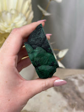 Load image into Gallery viewer, Malachite Half Polished Eye #94

