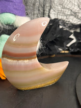Load image into Gallery viewer, Pink Banded Onyx Standing Moon #77
