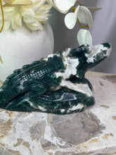 Load image into Gallery viewer, XXL Moss Agate Crocodile Carving
