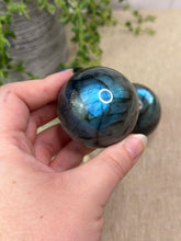 Load image into Gallery viewer, Labradorite Spheres #45
