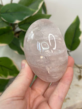Load image into Gallery viewer, Ice Star Rose Quartz Palm #40
