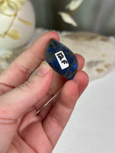 Load image into Gallery viewer, *HQ* Labradorite Leaves
