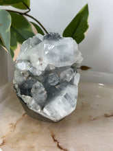 Load image into Gallery viewer, Glass Apophyllite~Red Heulandite~Sugary Blue/Silver Chalcedony Cluster #124
